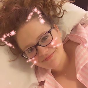 Meet your Posher, Gloria